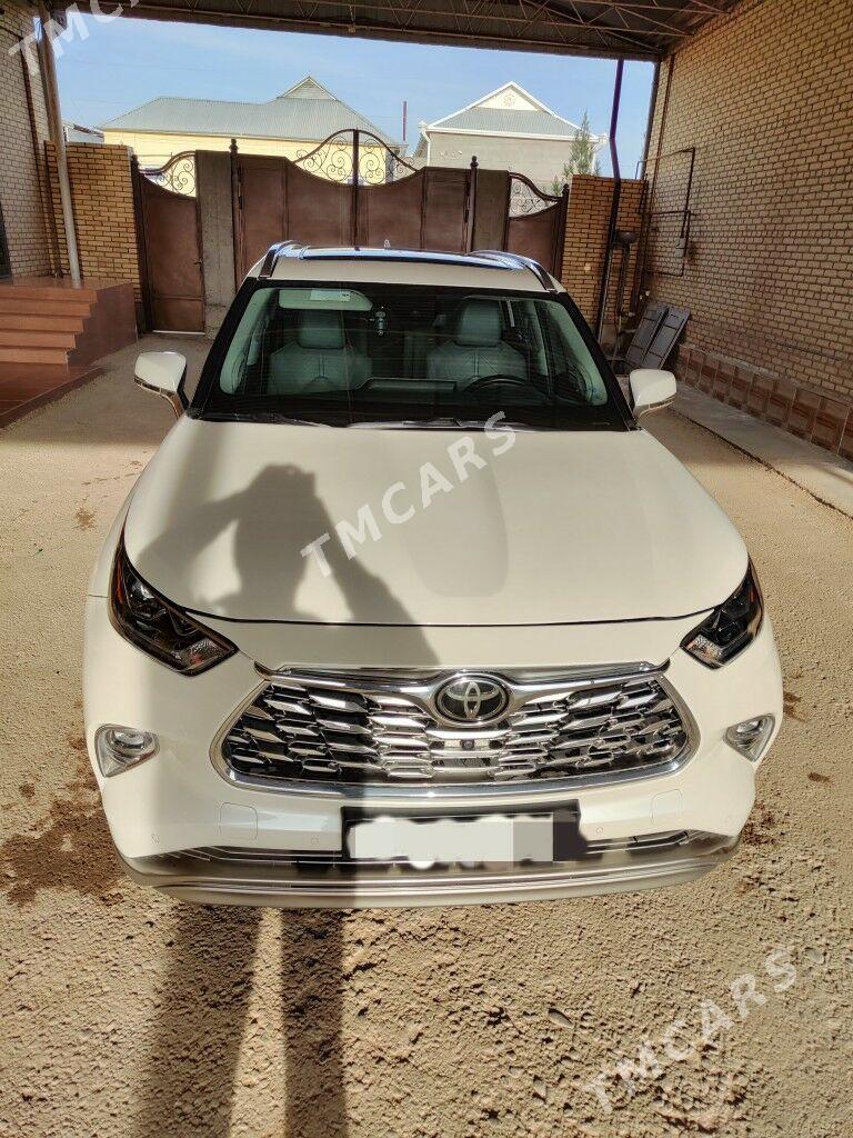 Toyota Highlander 2020 - 660 000 TMT - Baýramaly - img 2