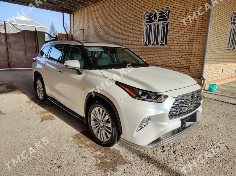 Toyota Highlander 2020 - 660 000 TMT - Baýramaly - img 5