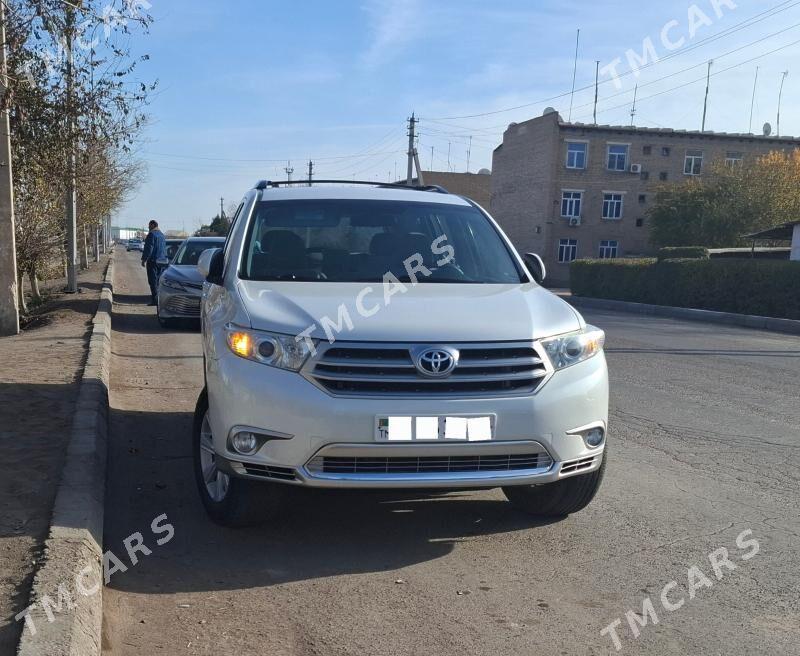 Toyota Highlander 2013 - 337 000 TMT - Köneürgenç - img 4