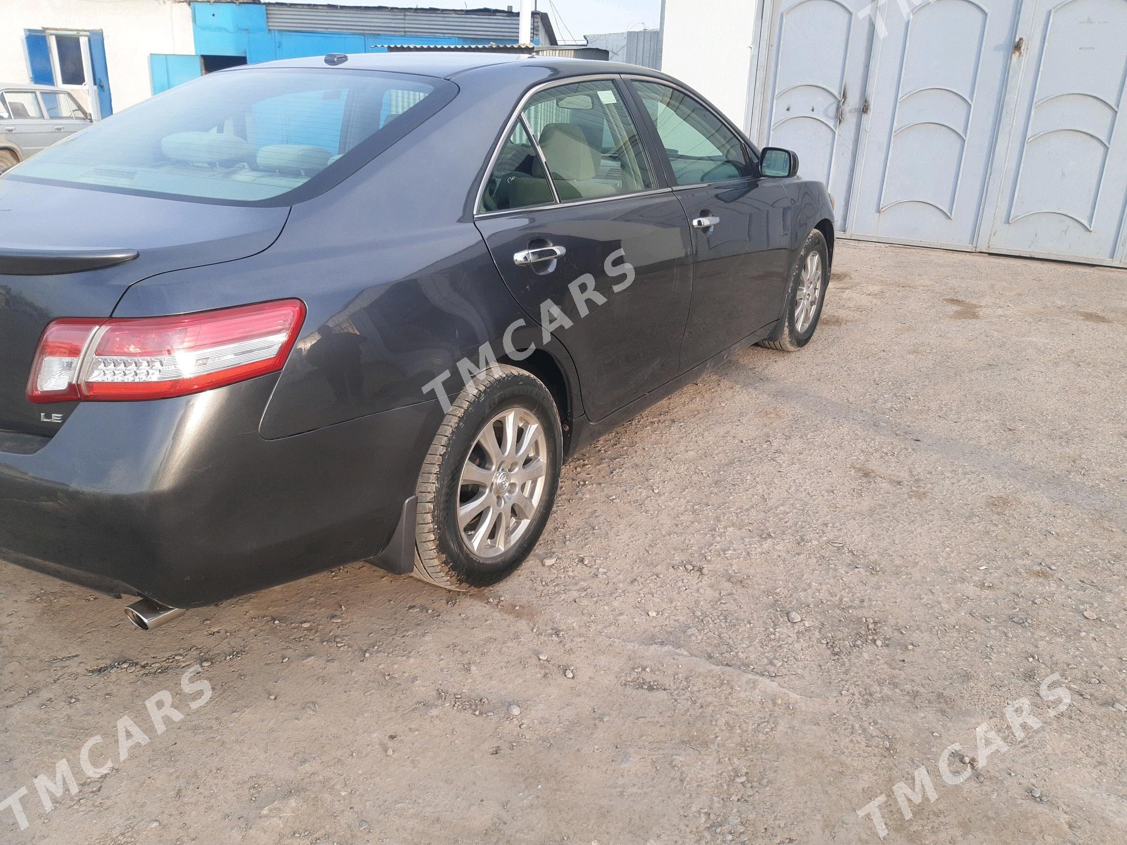 Toyota Camry 2010 - 175 000 TMT - Мары - img 4