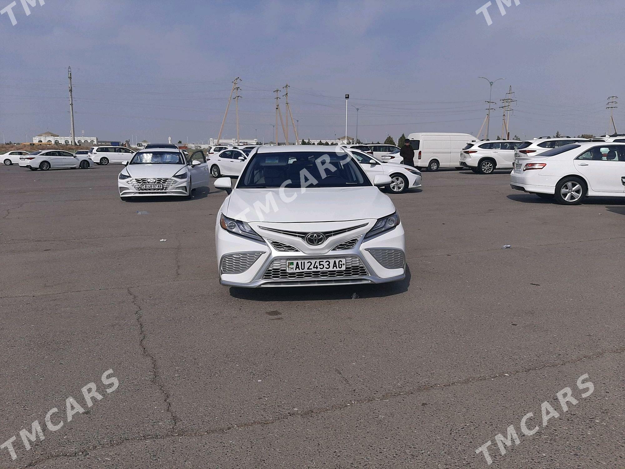 Toyota Camry 2021 - 285 000 TMT - Ашхабад - img 9