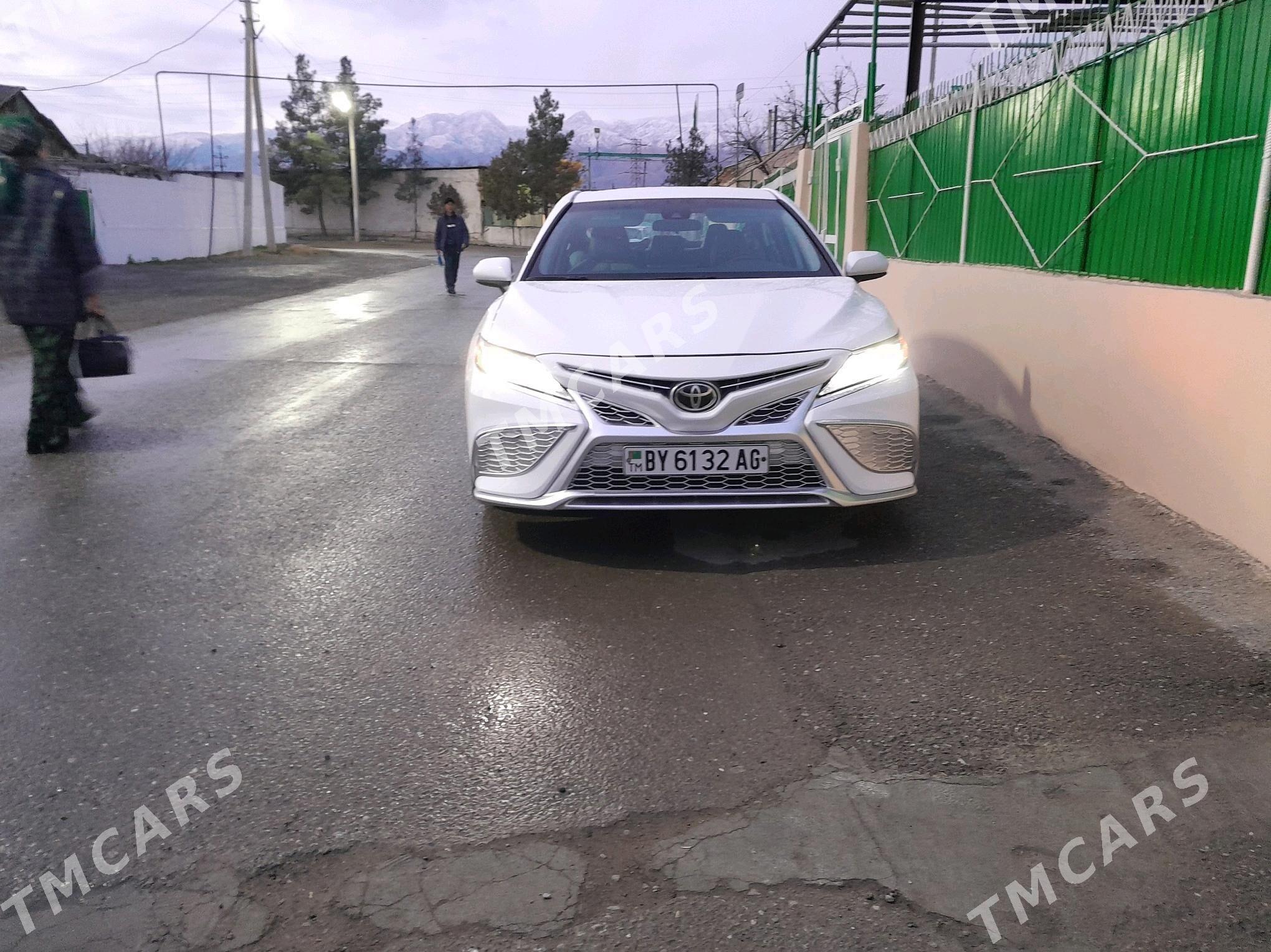 Toyota Camry 2021 - 285 000 TMT - Ашхабад - img 6