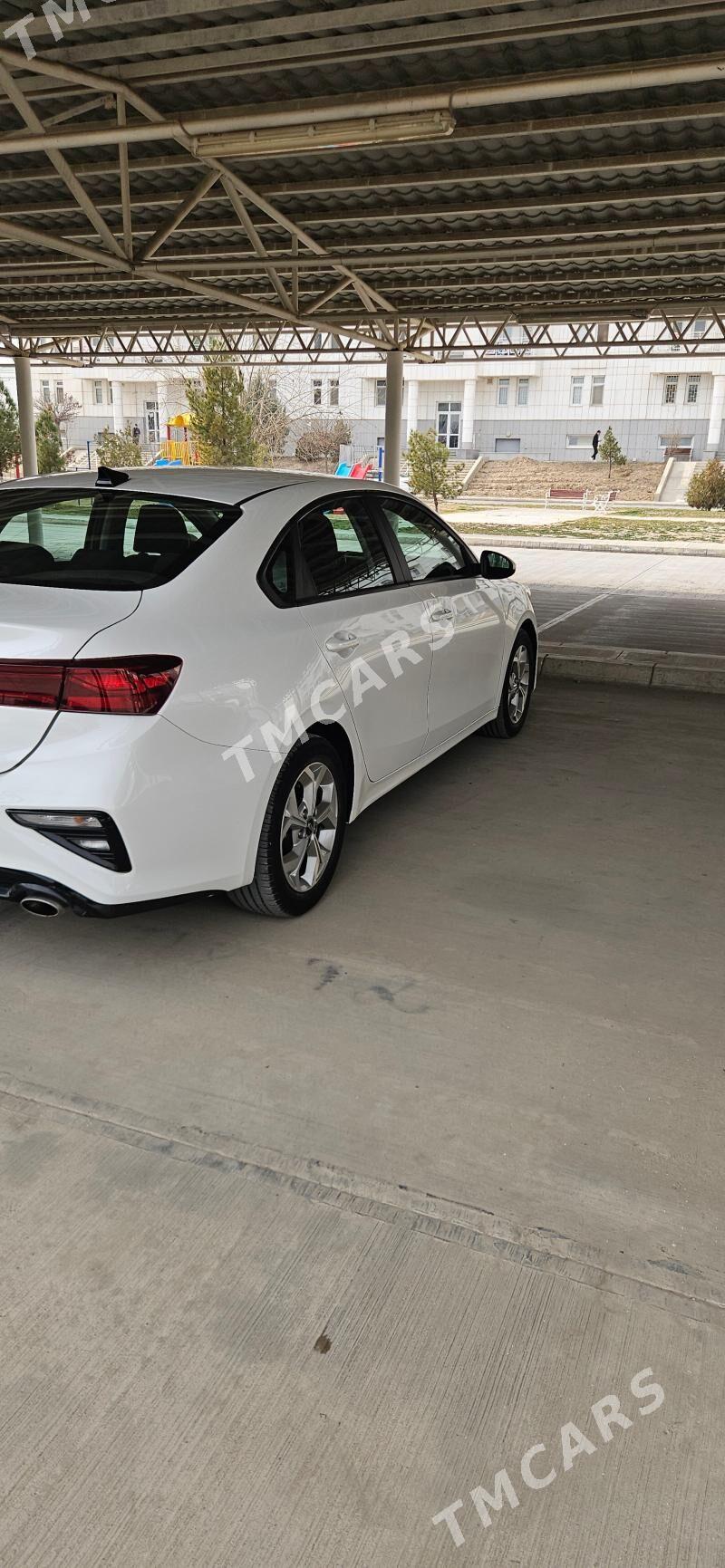 Kia Forte 2021 - 205 000 TMT - Köşi - img 3