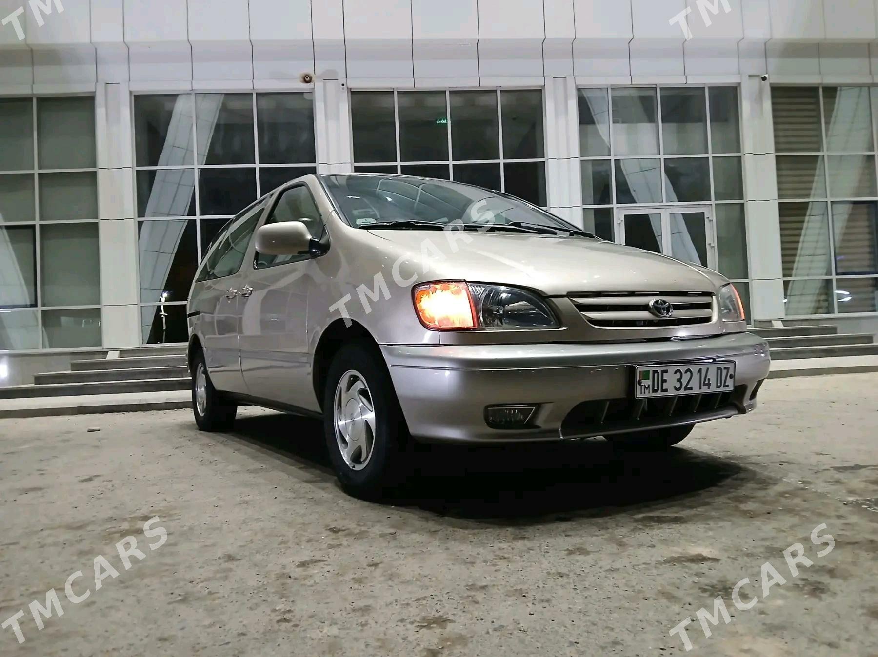 Toyota Sienna 2002 - 195 000 TMT - Şabat etr. - img 5