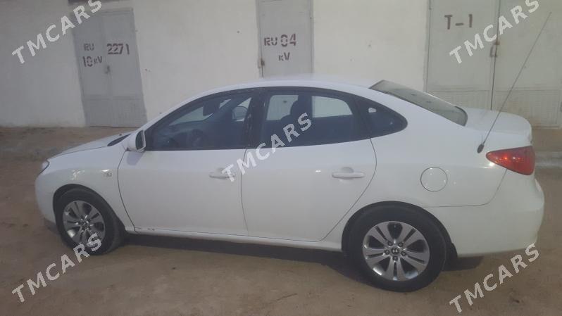 Hyundai Elantra 2010 - 120 000 TMT - Garadamak Şor - img 3