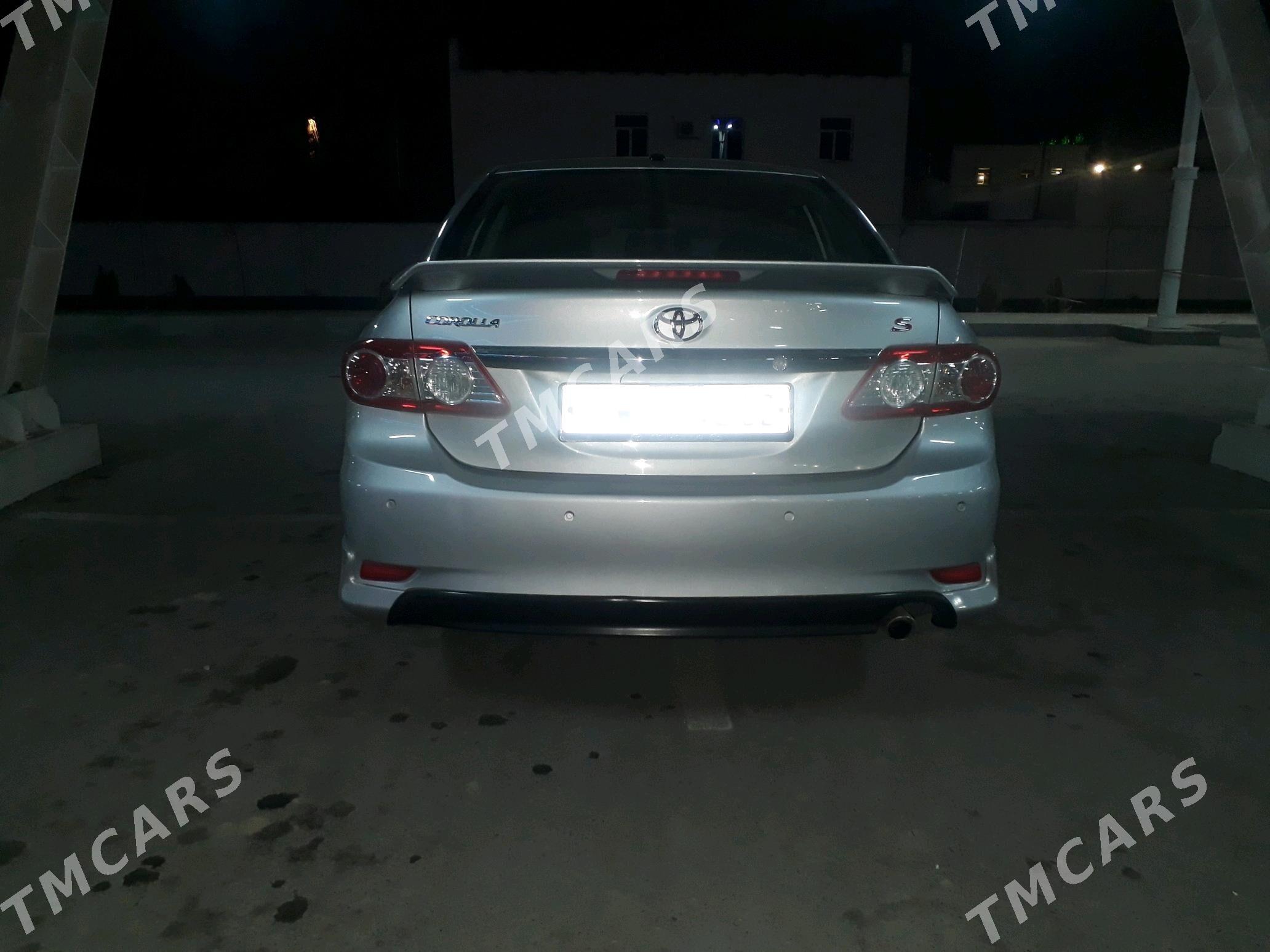 Toyota Corolla 2013 - 170 000 TMT - Дашогуз - img 6