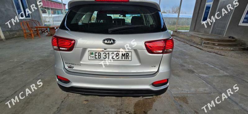 Kia Sorento 2020 - 300 000 TMT - Векильбазар - img 3