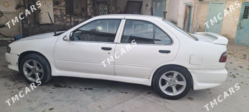 Nissan Sunny 2000 - 30 000 TMT - Balkanabat - img 2