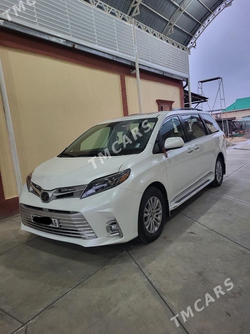 Toyota Sienna 2020 - 415 000 TMT - Aşgabat - img 3