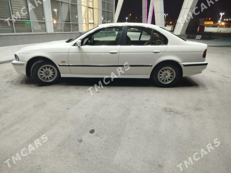 BMW 528 1998 - 86 000 TMT - Balkanabat - img 4