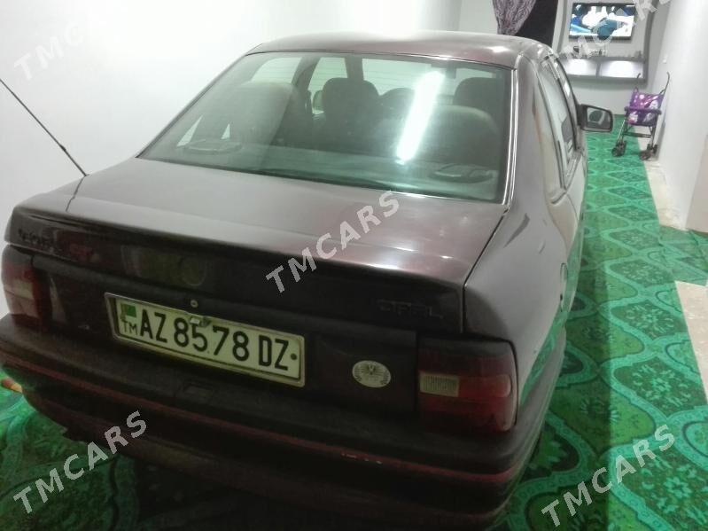 Opel Vectra 1993 - 45 000 TMT - Дашогуз - img 2