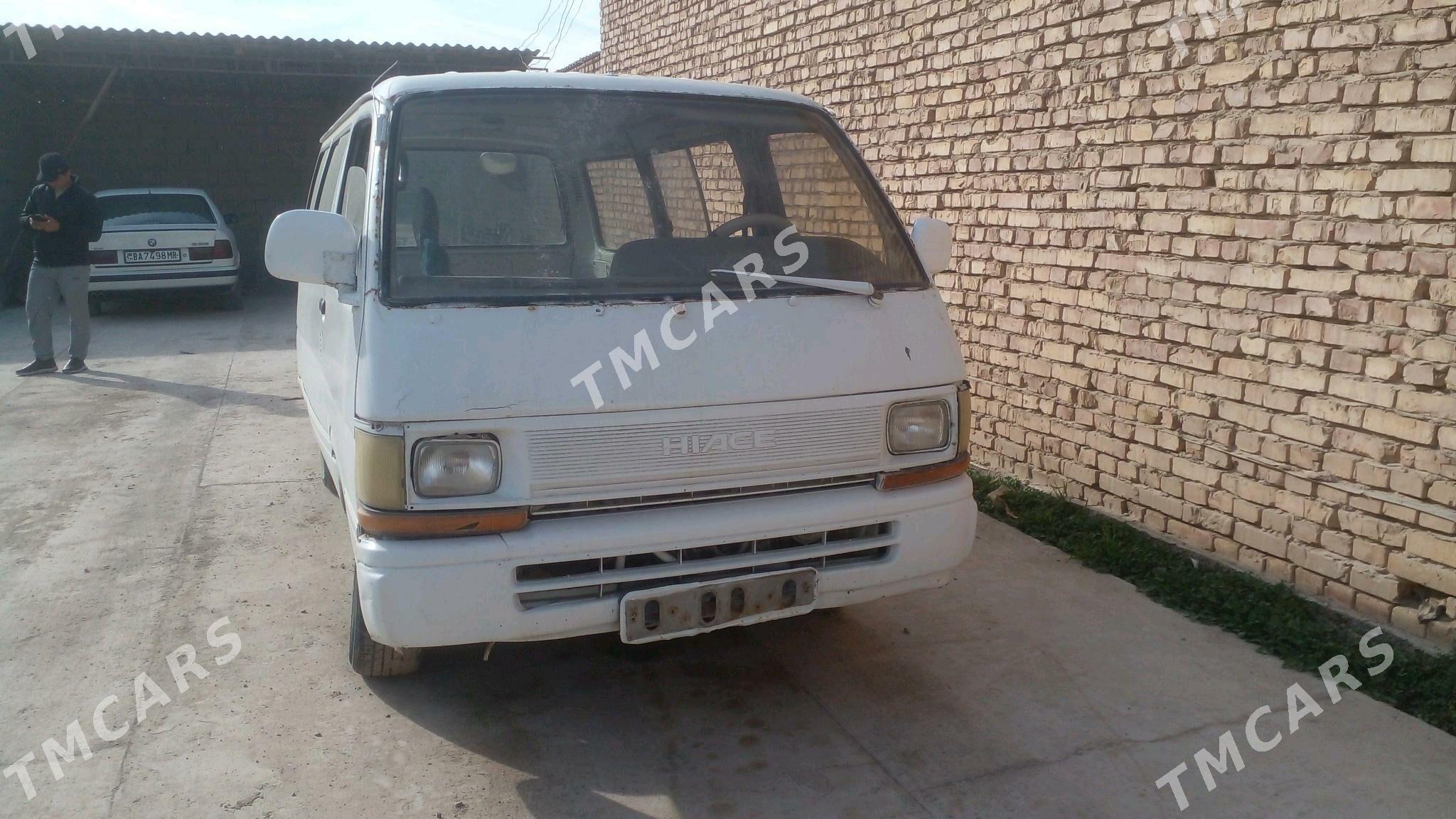 Toyota Hiace 1990 - 15 000 TMT - Tejen - img 3