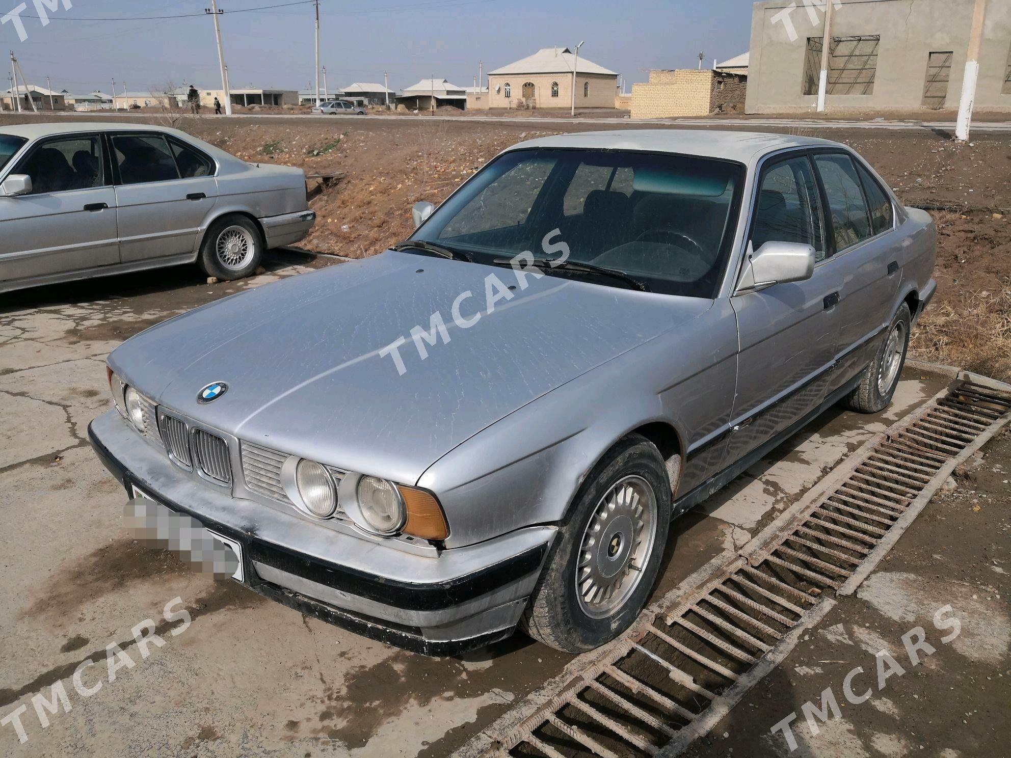 BMW 525 1989 - 29 000 TMT - Мургап - img 2