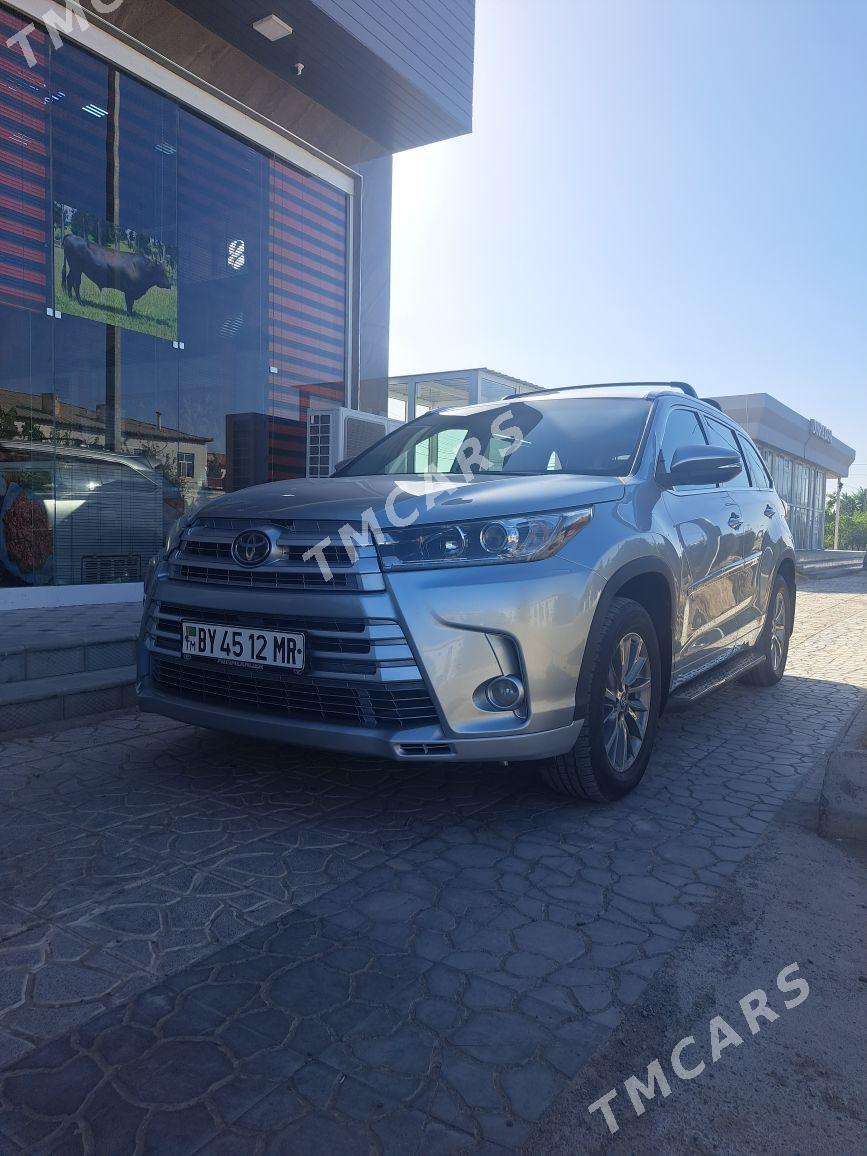 Toyota Highlander 2018 - 400 000 TMT - Baýramaly - img 2