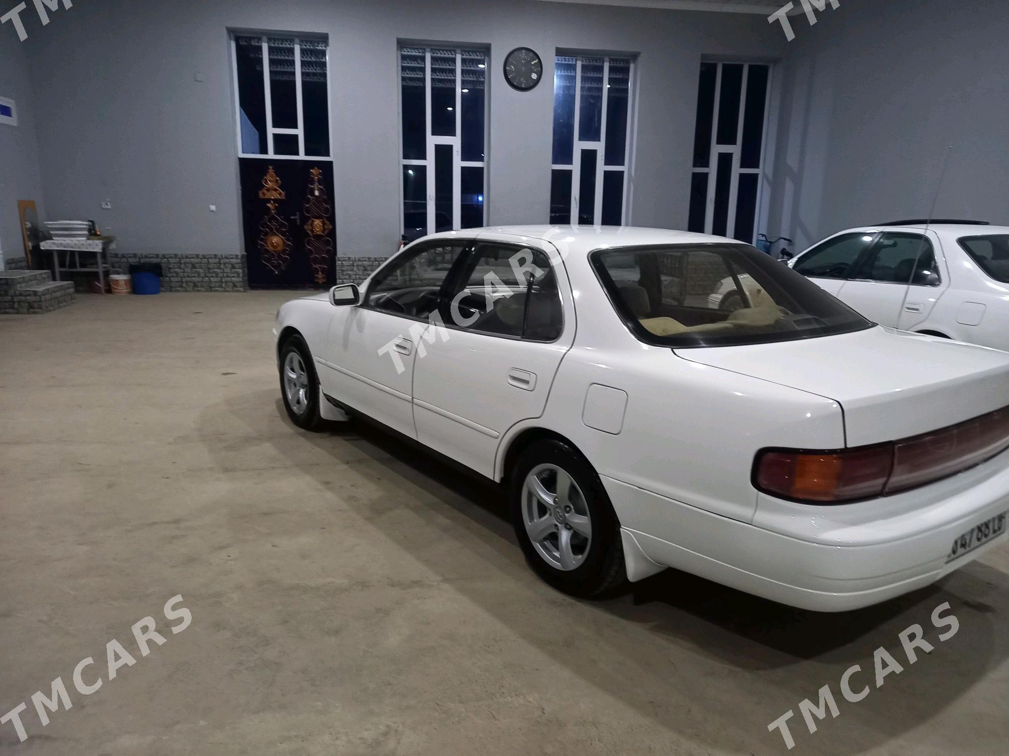 Toyota Camry 1994 - 77 000 TMT - Türkmenabat - img 6