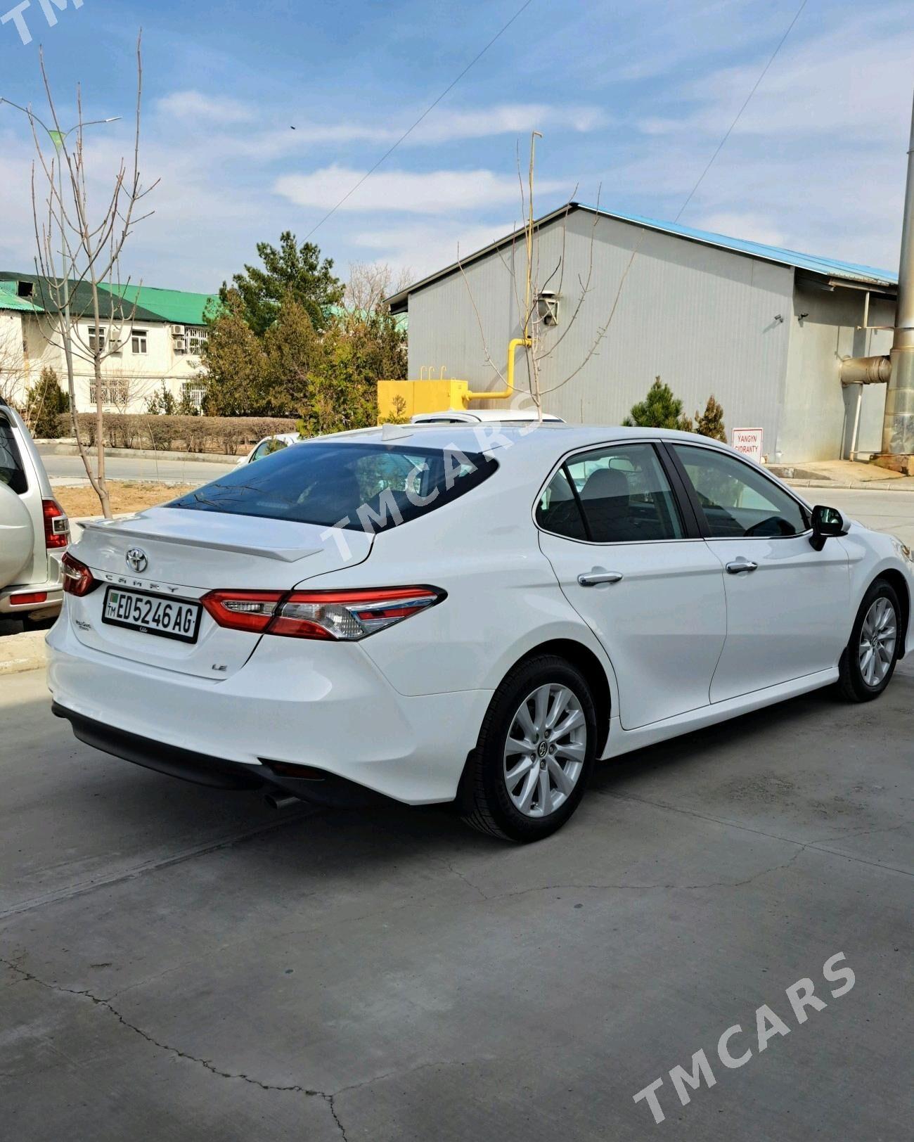 Toyota Camry 2020 - 325 000 TMT - Ашхабад - img 10