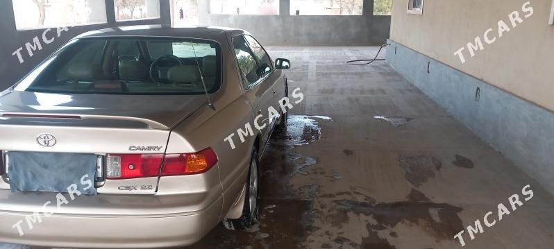 Toyota Camry 1998 - 115 000 TMT - Kerki - img 8