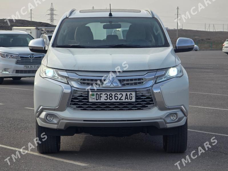 Mitsubishi Montero Sport 2019 - 375 000 TMT - Ашхабад - img 8