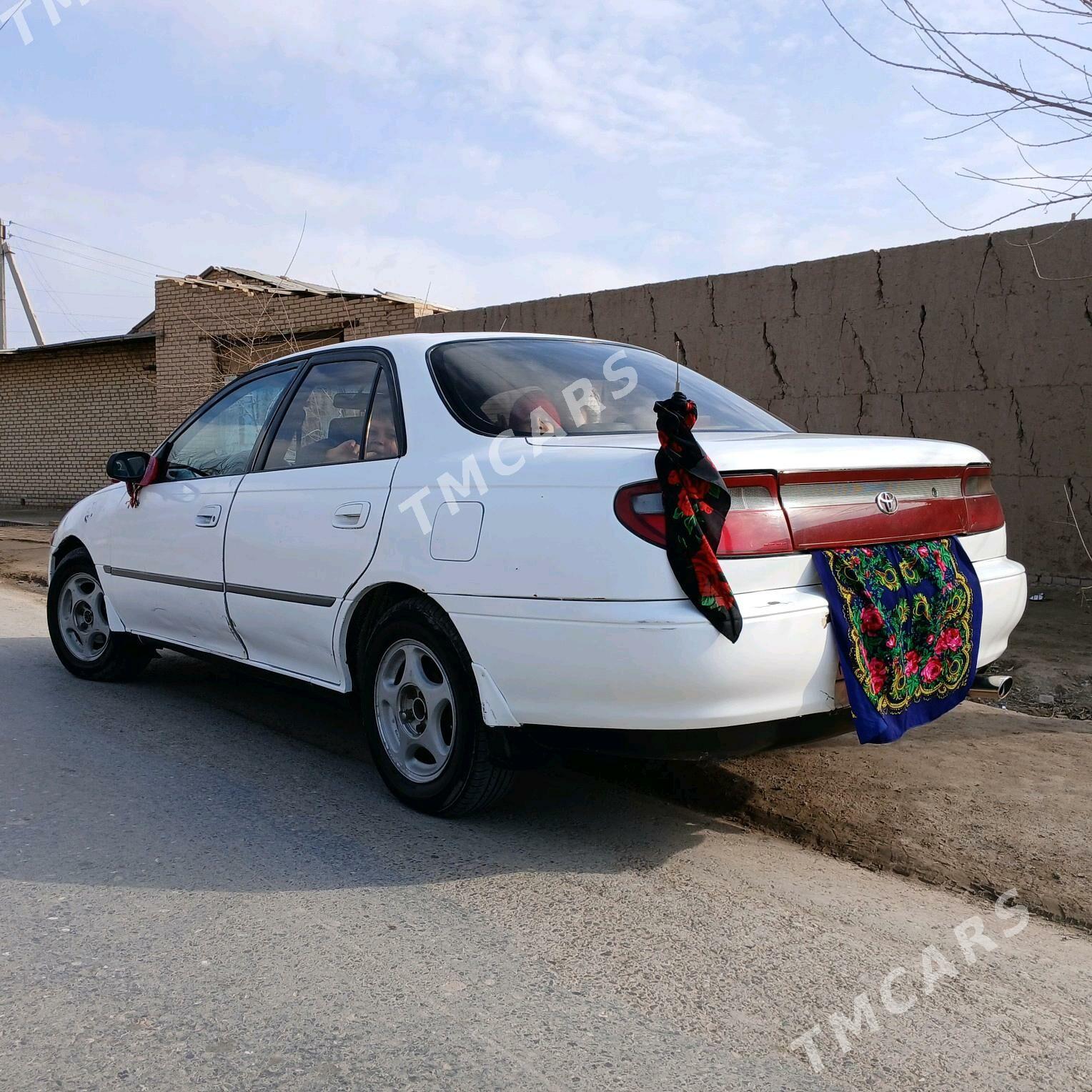 Toyota Carina 1995 - 45 000 TMT - Халач - img 2