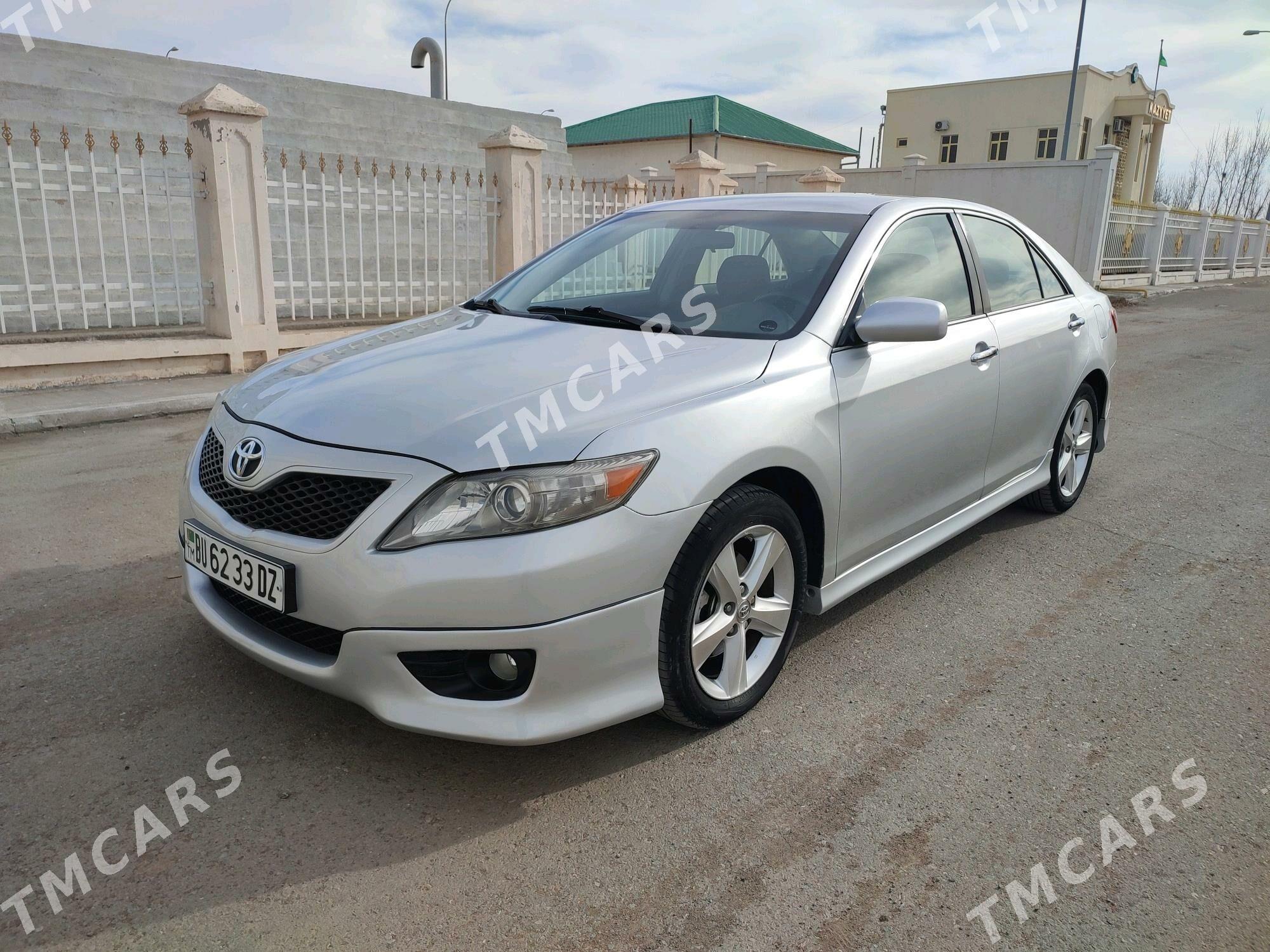 Toyota Camry 2010 - 190 000 TMT - Gubadag - img 5