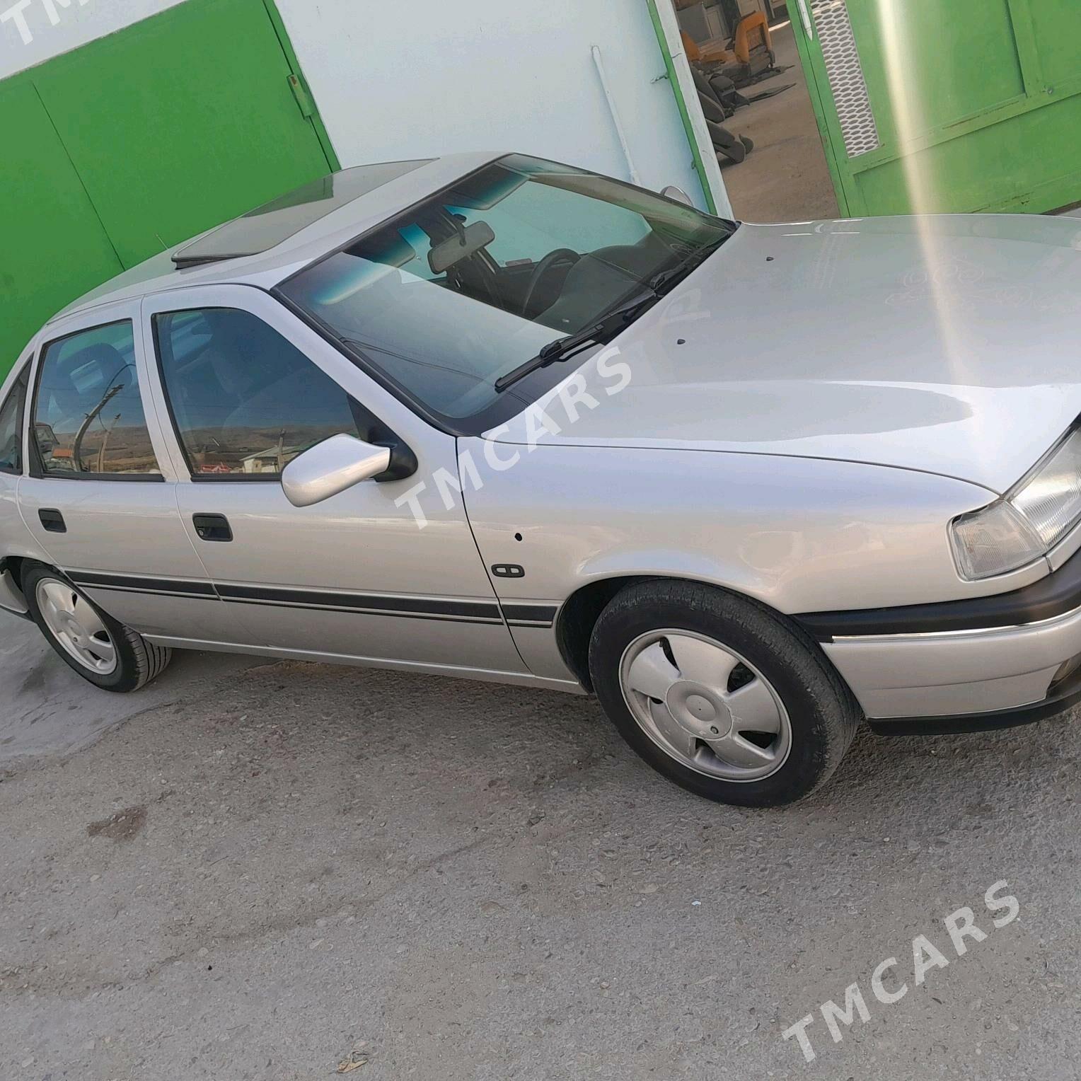 Opel Vectra 1993 - 40 000 TMT - Балканабат - img 2