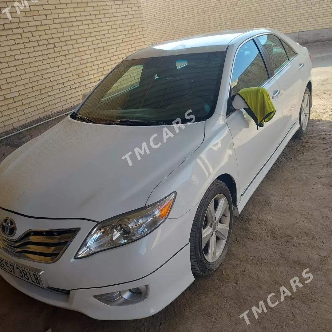 Toyota Camry 2010 - 160 000 TMT - Саят - img 6