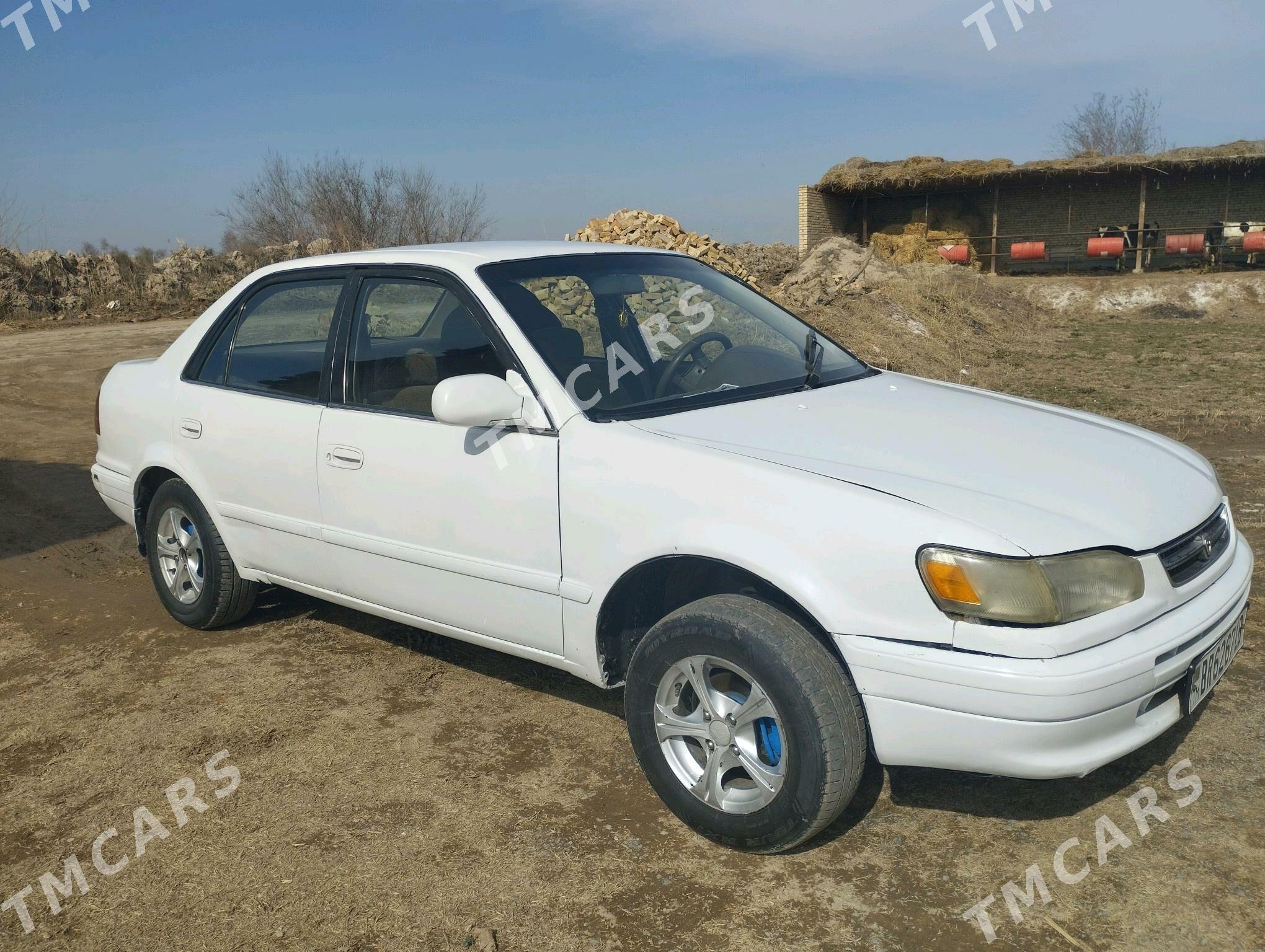 Toyota Corolla 1996 - 30 000 TMT - Чарджоу - img 3