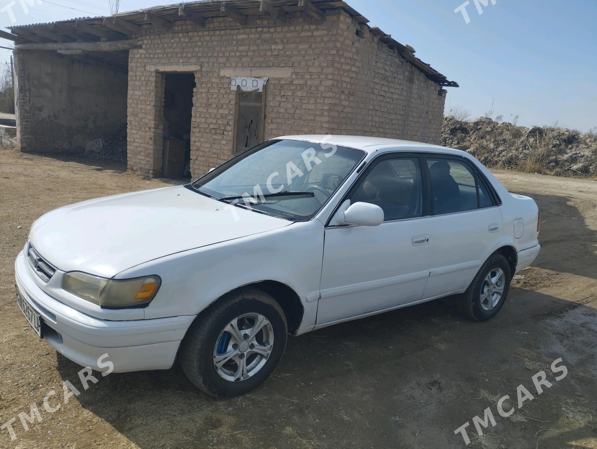 Toyota Corolla 1996 - 30 000 TMT - Чарджоу - img 4