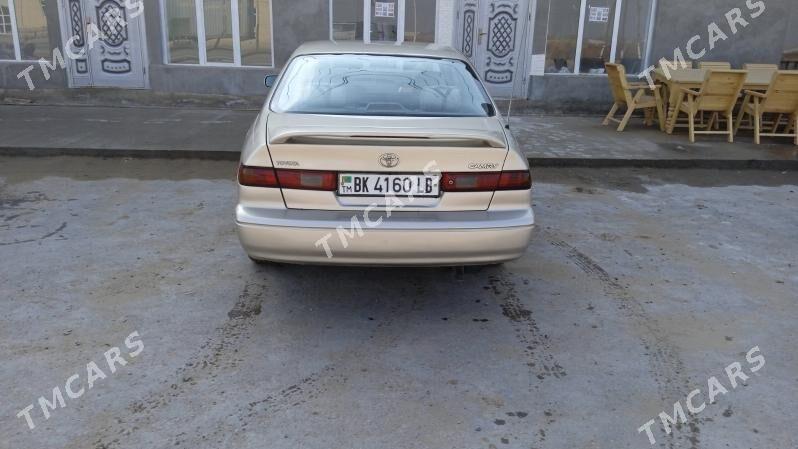 Toyota Camry 1999 - 110 000 TMT - Saýat - img 4