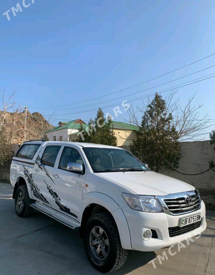 Toyota Hilux 2013 - 310 000 TMT - Türkmenbaşy - img 5