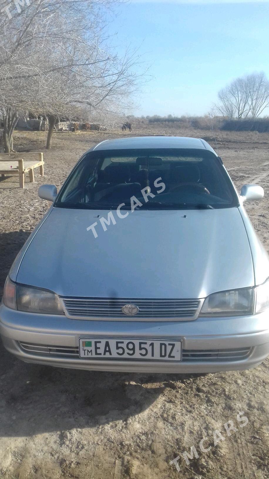 Toyota Carina 1994 - 70 000 TMT - Köneürgenç - img 3