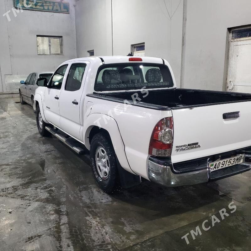 Toyota Tacoma 2015 - 280 000 TMT - Байрамали - img 8