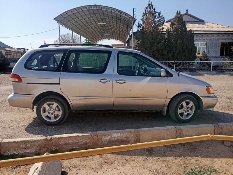 Toyota Sienna 2002 - 190 000 TMT - Серахс - img 7