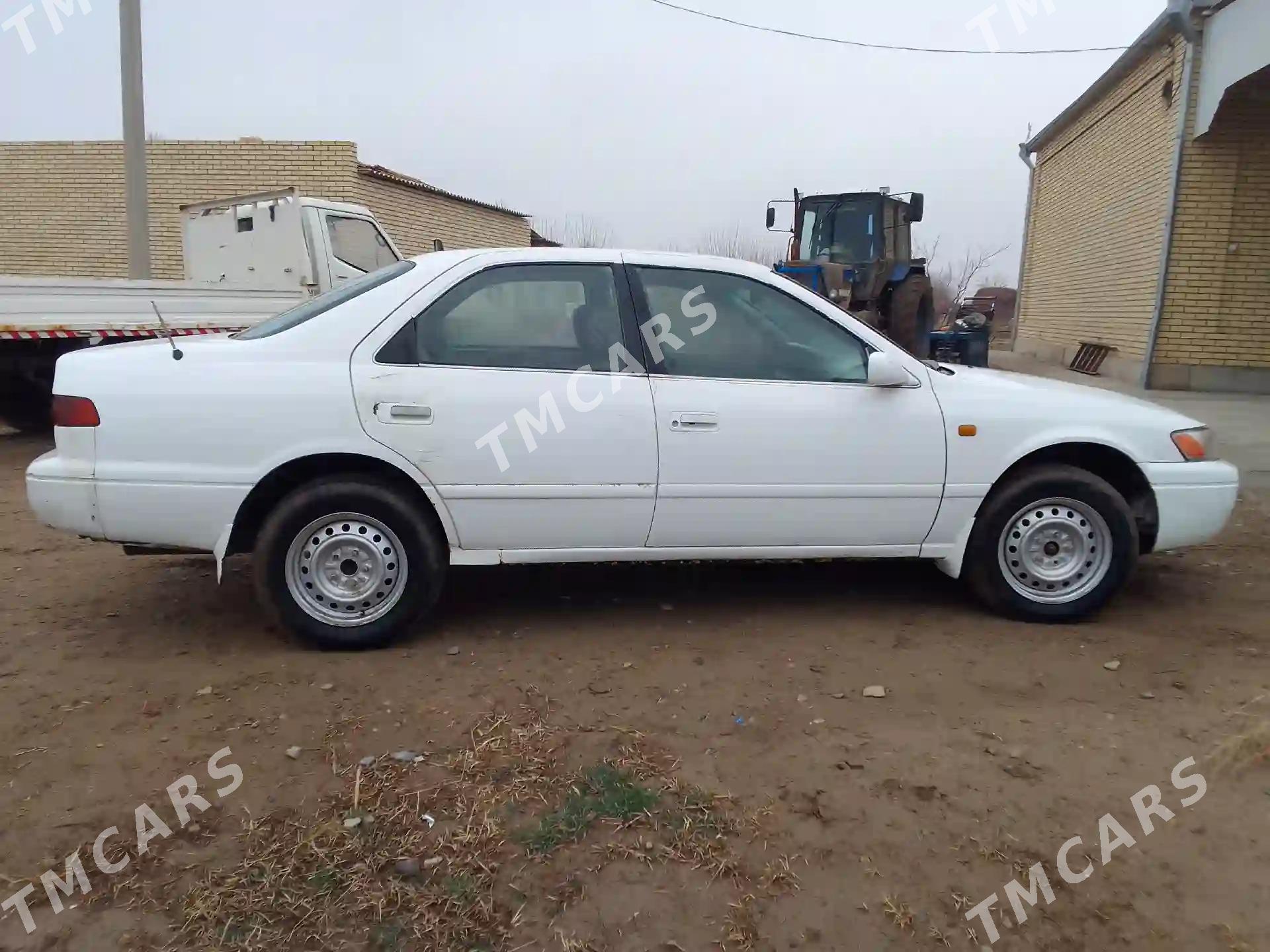 Toyota Camry 1999 - 85 000 TMT - Сакарчага - img 4