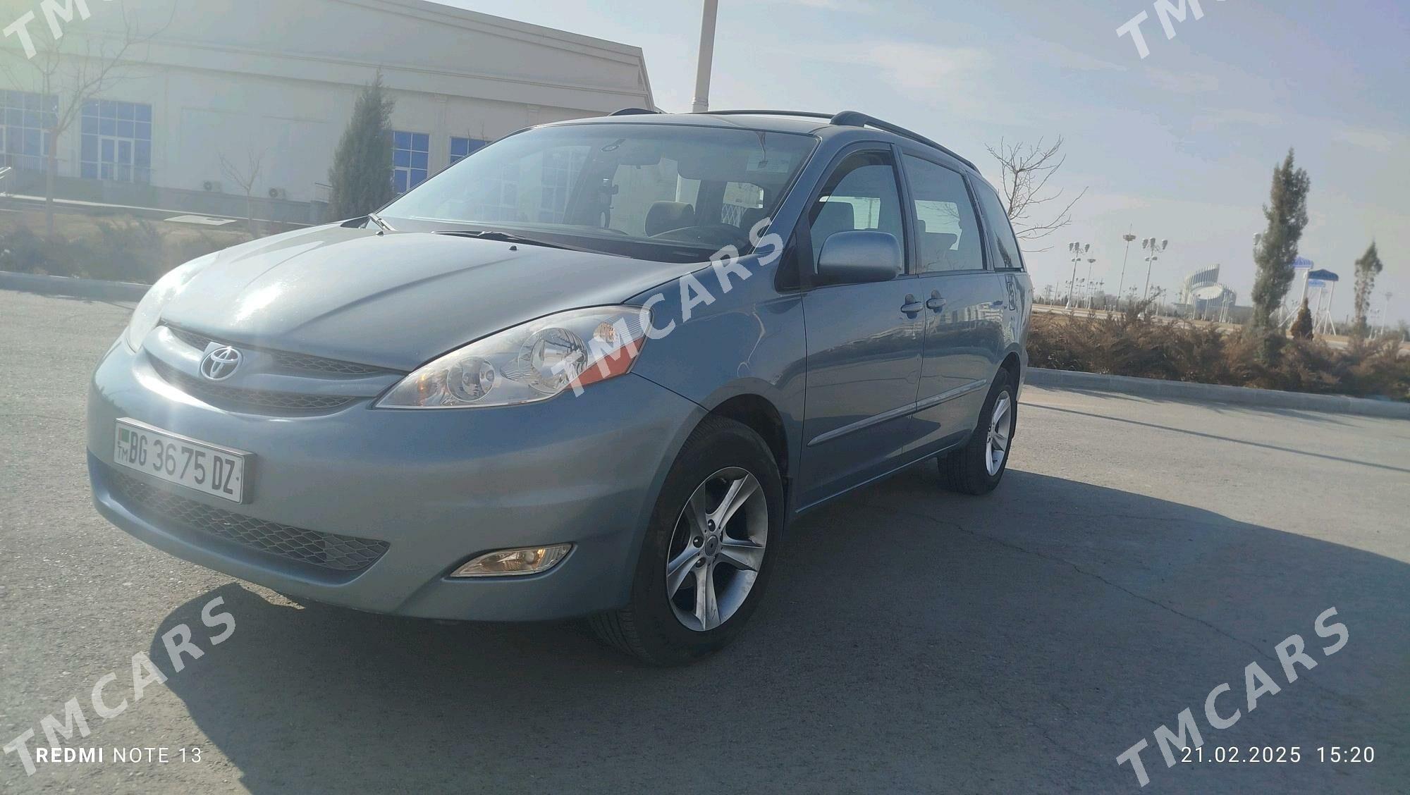 Toyota Sienna 2008 - 205 000 TMT - Дашогуз - img 5