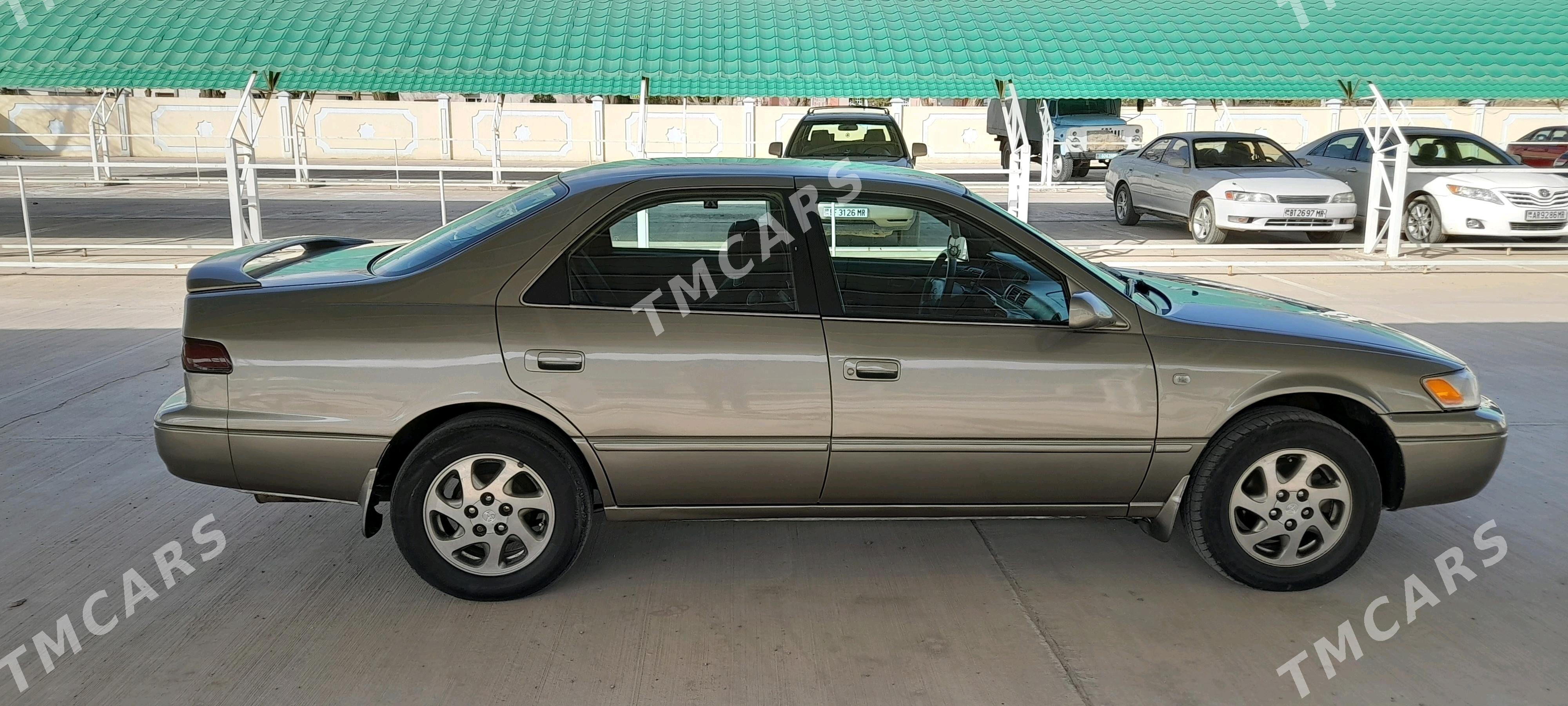 Toyota Camry 1998 - 105 000 TMT - Baýramaly - img 4