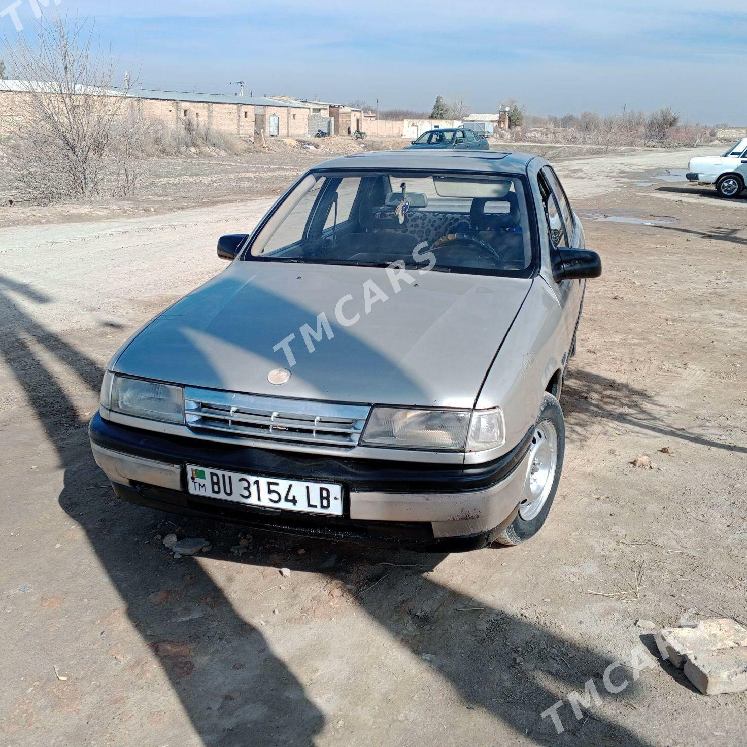 Opel Vectra 1991 - 26 000 TMT - Халач - img 2