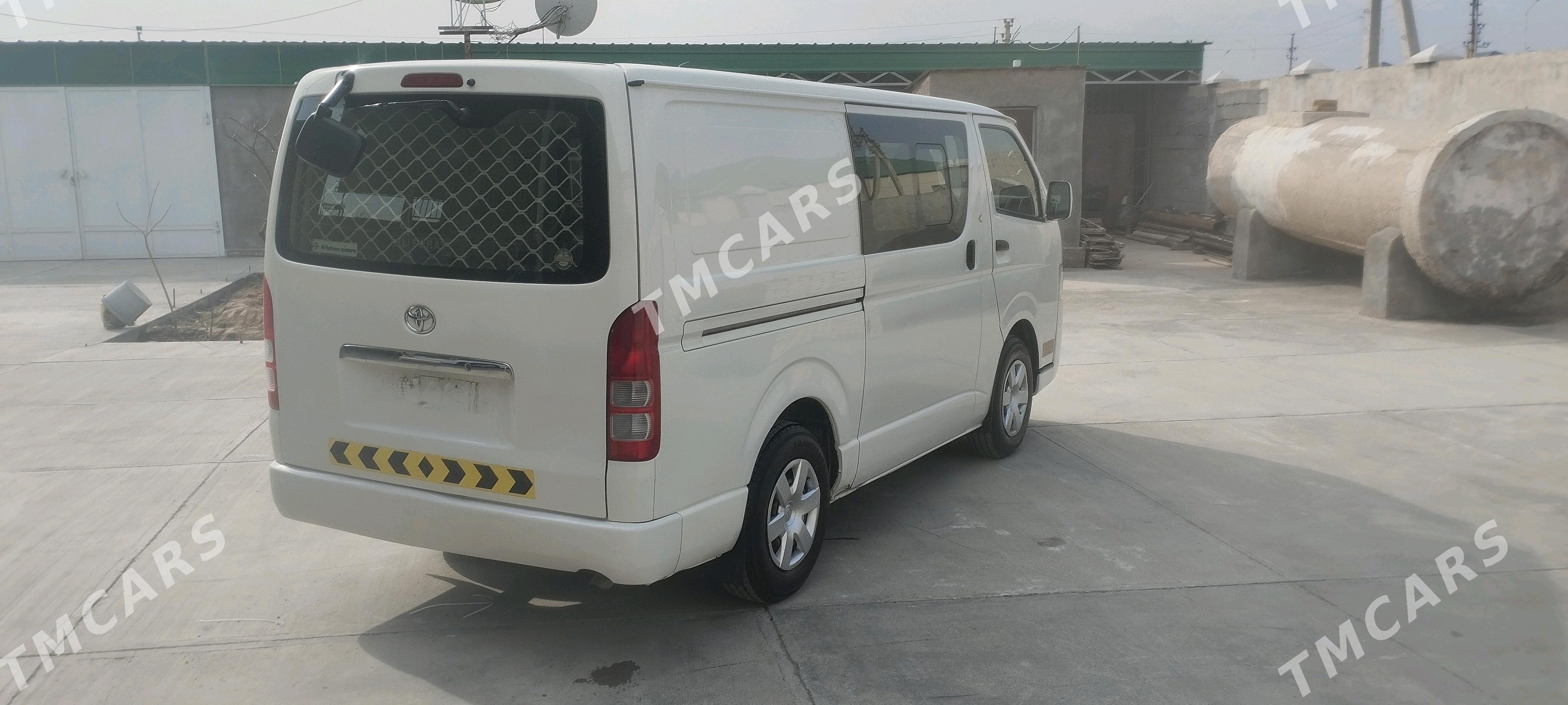 Toyota Hiace 2018 - 370 000 TMT - Ашхабад - img 3