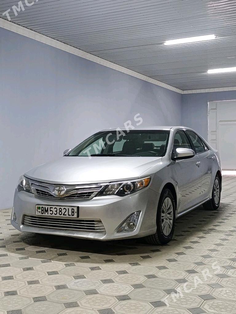 Toyota Camry 2012 - 230 000 TMT - Kerki - img 9