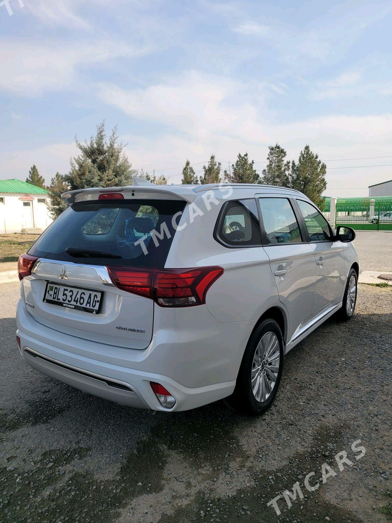 Mitsubishi Outlander 2023 - 335 000 TMT - Ашхабад - img 6