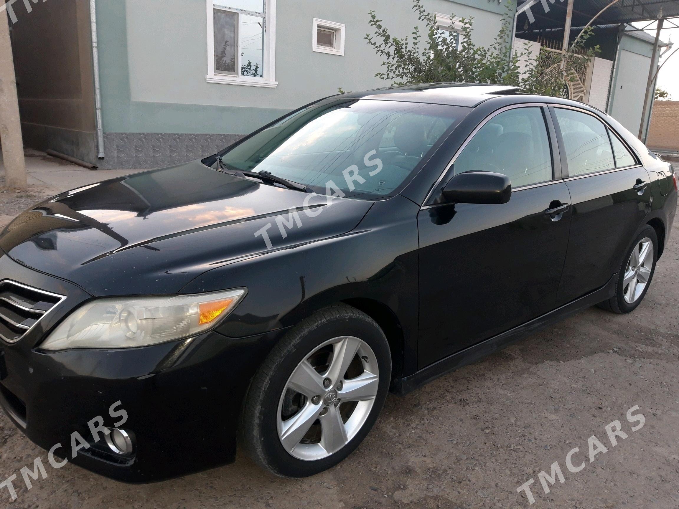 Toyota Camry 2011 - 190 000 TMT - Sarahs - img 2