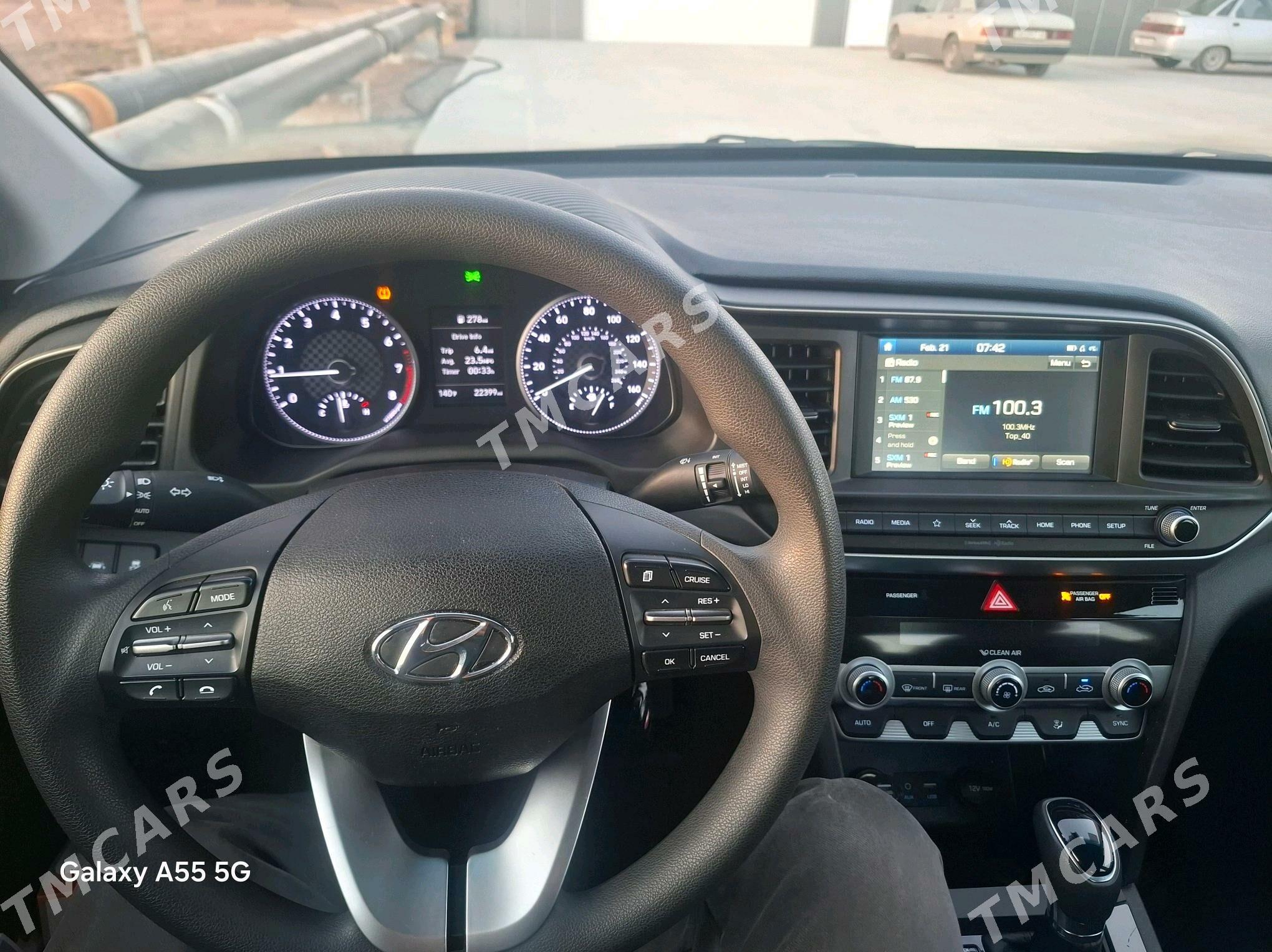 Hyundai Elantra 2019 - 166 000 TMT - Кака - img 5