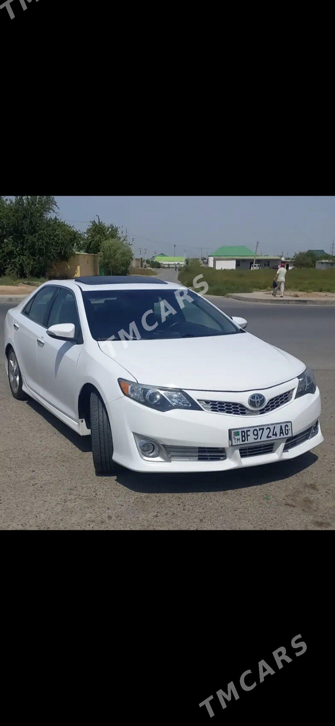 Toyota Camry 2014 - 220 000 TMT - Aşgabat - img 3