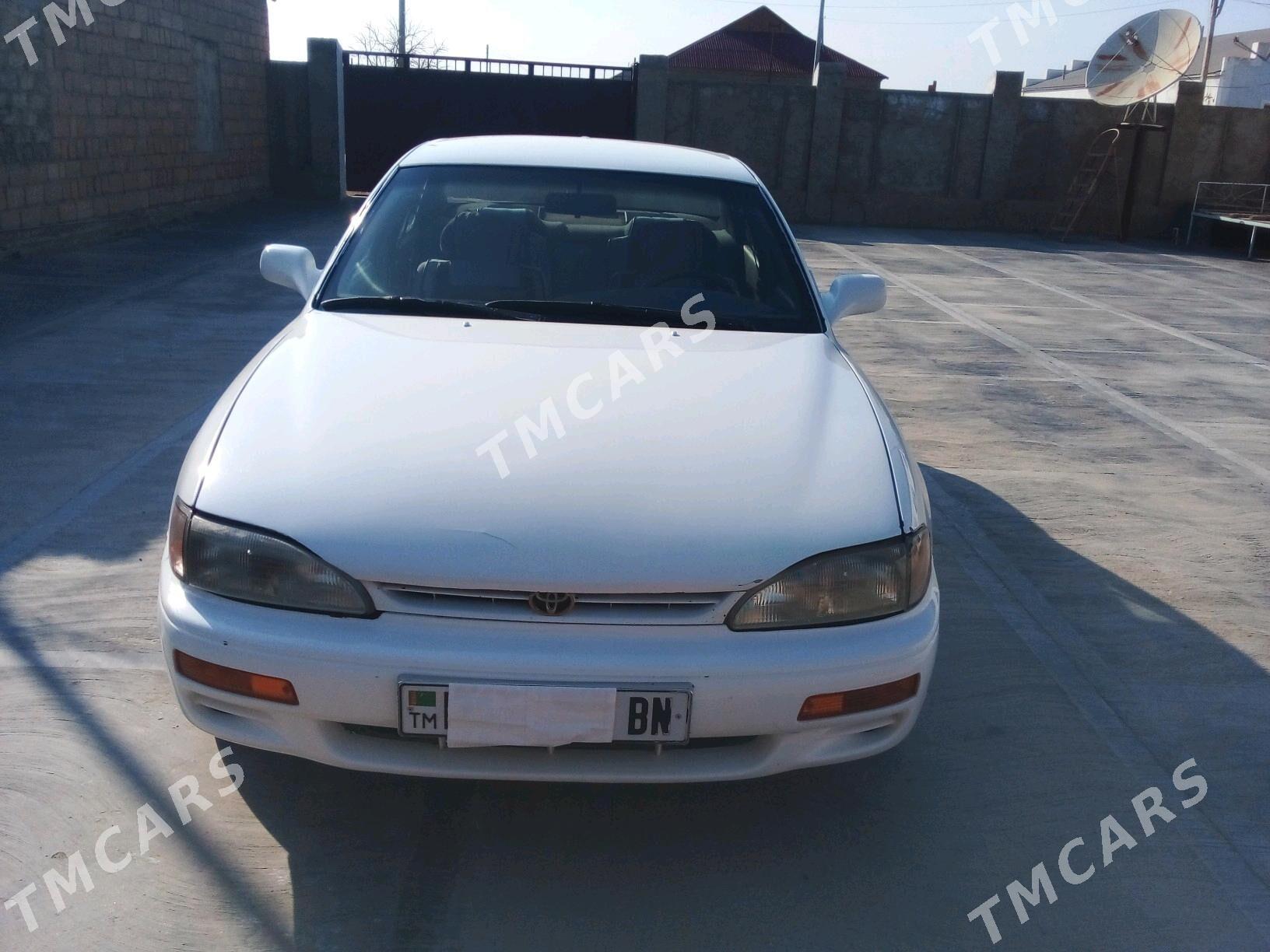 Toyota Camry 1995 - 75 000 TMT - Гумдаг - img 4