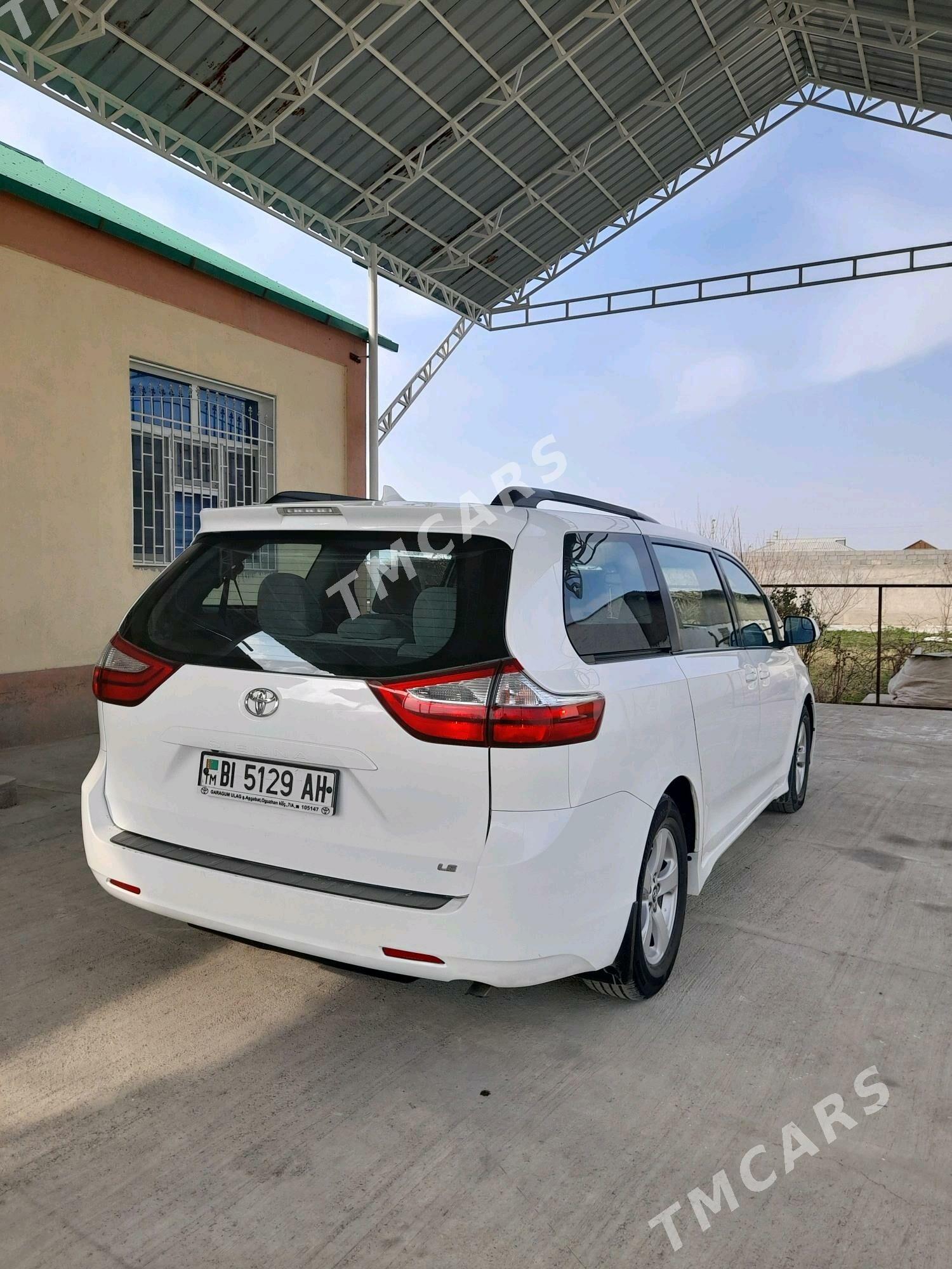 Toyota Sienna 2019 - 350 000 TMT - Gökdepe - img 7