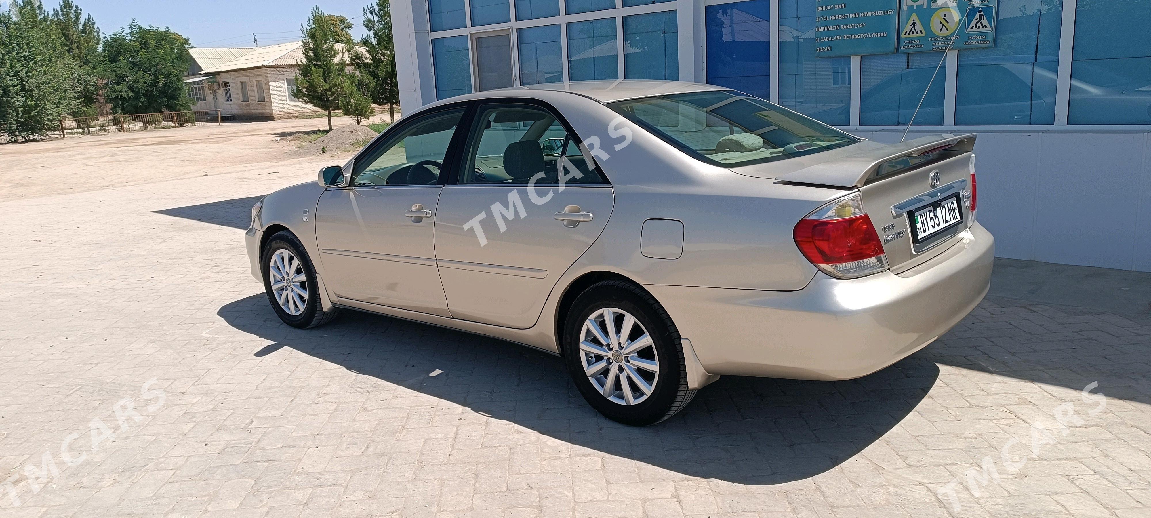 Toyota Camry 2004 - 138 000 TMT - Baýramaly - img 4