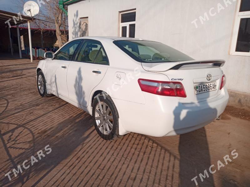 Toyota Camry 2007 - 130 000 TMT - Теджен - img 2