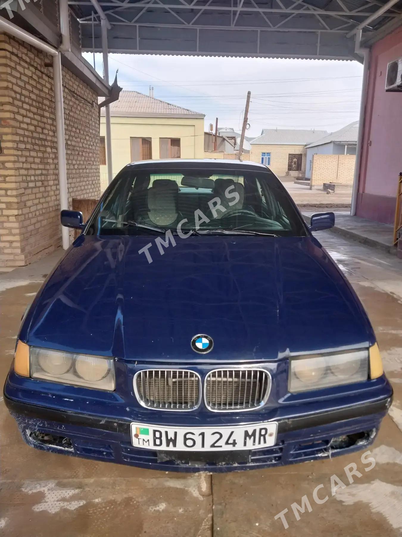 BMW 3 Series 1992 - 32 000 TMT - Mary - img 3