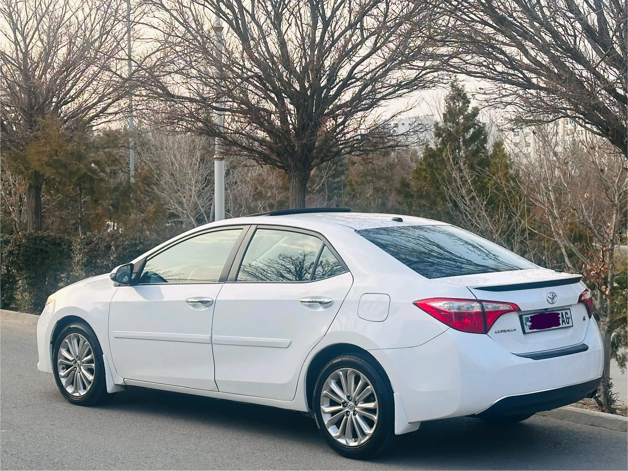 Toyota Corolla 2015 - 190 000 TMT - Aşgabat - img 8