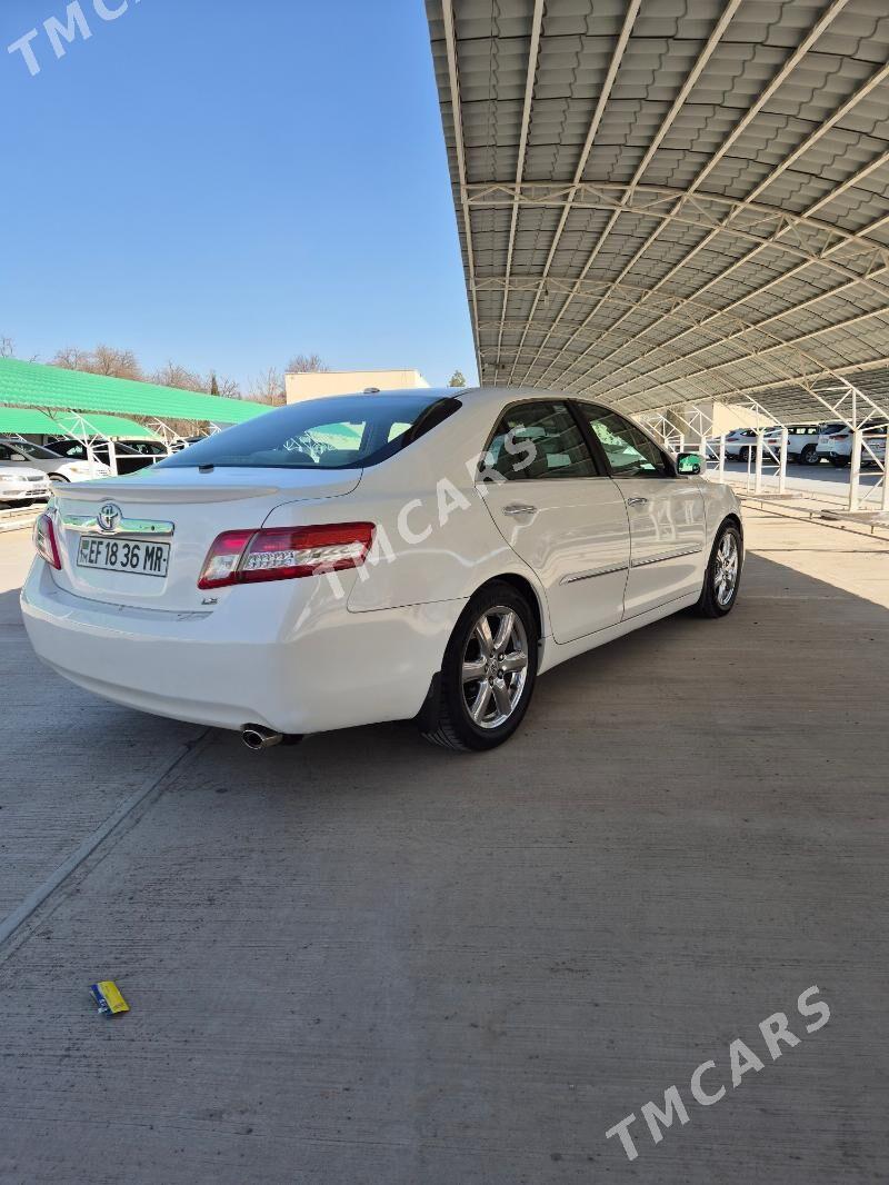 Toyota Camry 2010 - 156 000 TMT - Байрамали - img 3